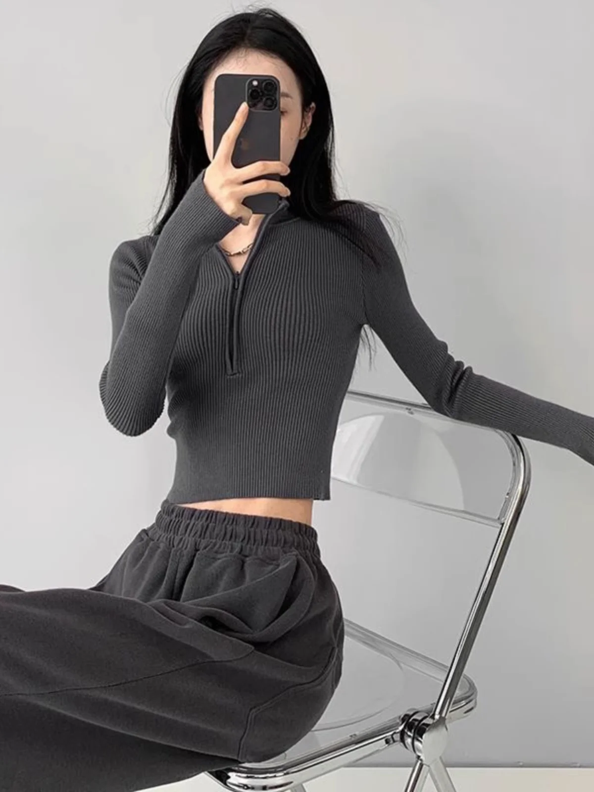 Zipper Knitted Base Shirt Women's Inner Spring Autumn Long Sleeve Fashionable Top High Waist Pants Short Waist Small Shirt
Zipper Knitted Base Shirt Women's Inner Spring Autumn Long Sleeve Fashionable Top High Waist Pants Short Waist Small Shirt