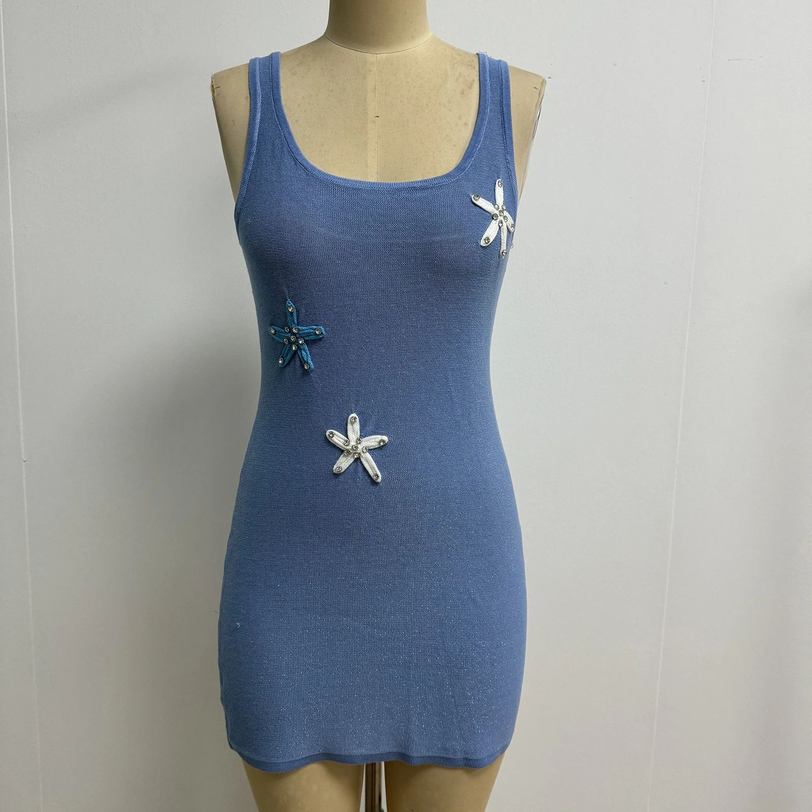 Women s Sleeveless Sequin Starfish Mini Dress Summer Casual Bodycon Knit Dress Fashionable Beachwear Dress
Women s Sleeveless Sequin Starfish Mini Dress Summer Casual Bodycon Knit Dress Fashionable Beachwear Dress
