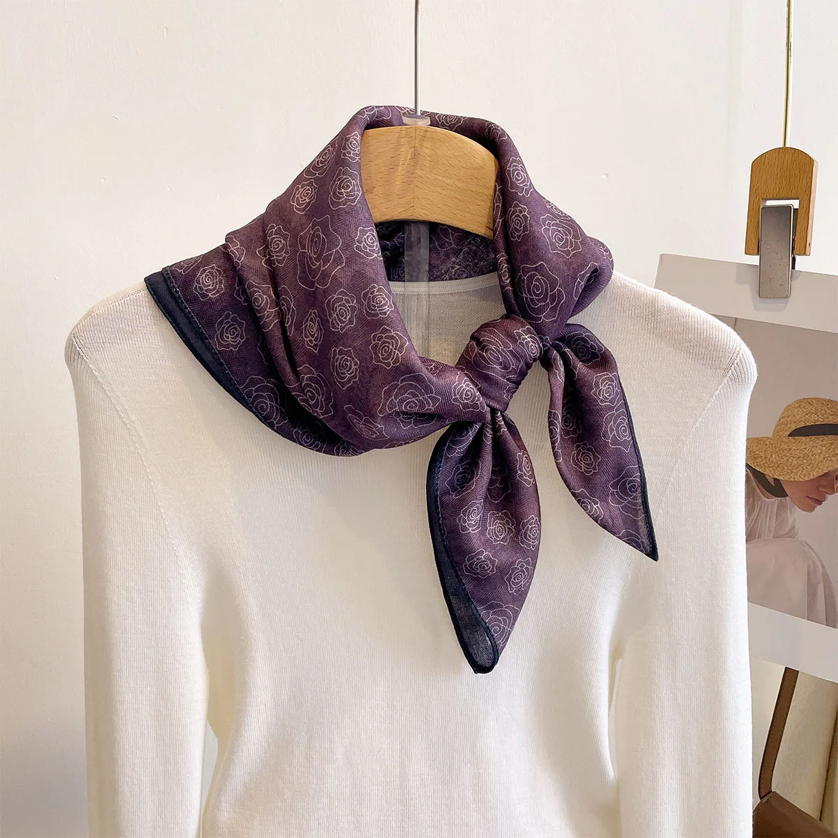 Handkerchief Silk Square Scarf Hijab Scarf For Woman Luxury Bandana Headscarf Wraps Ribbon Foulards Femme Headband Shawl
Handkerchief Silk Square Scarf Hijab Scarf For Woman Luxury Bandana Headscarf Wraps Ribbon Foulards Femme Headband Shawl