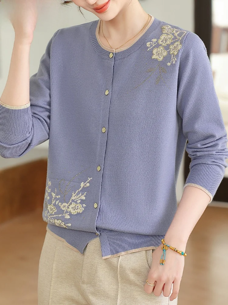 Вязаный кардиган Ele для женщин среднего возраста: осенняя модная верхняя одежда для зрелых женщин на весну и осень
Вязаный кардиган Ele для женщин среднего возраста: осенняя модная верхняя одежда для зрелых женщин на весну и осень