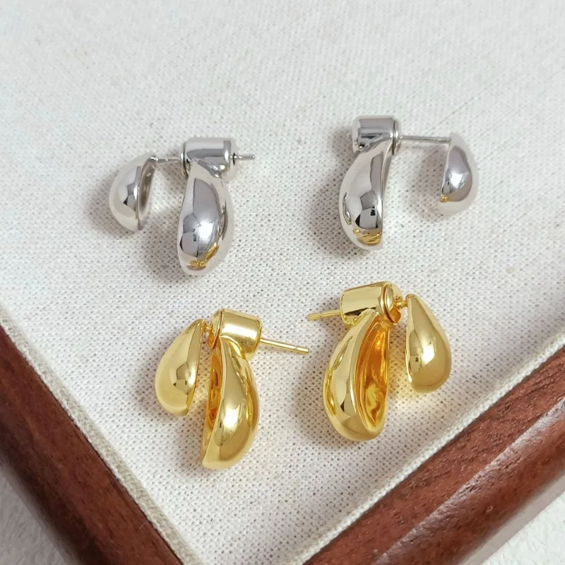 Front and Rear Contrasting Color Personalized Earrings Metal Water Drop Texture Earrings Fashion Niche Simple Earrings
Front and Rear Contrasting Color Personalized Earrings Metal Water Drop Texture Earrings Fashion Niche Simple Earrings
