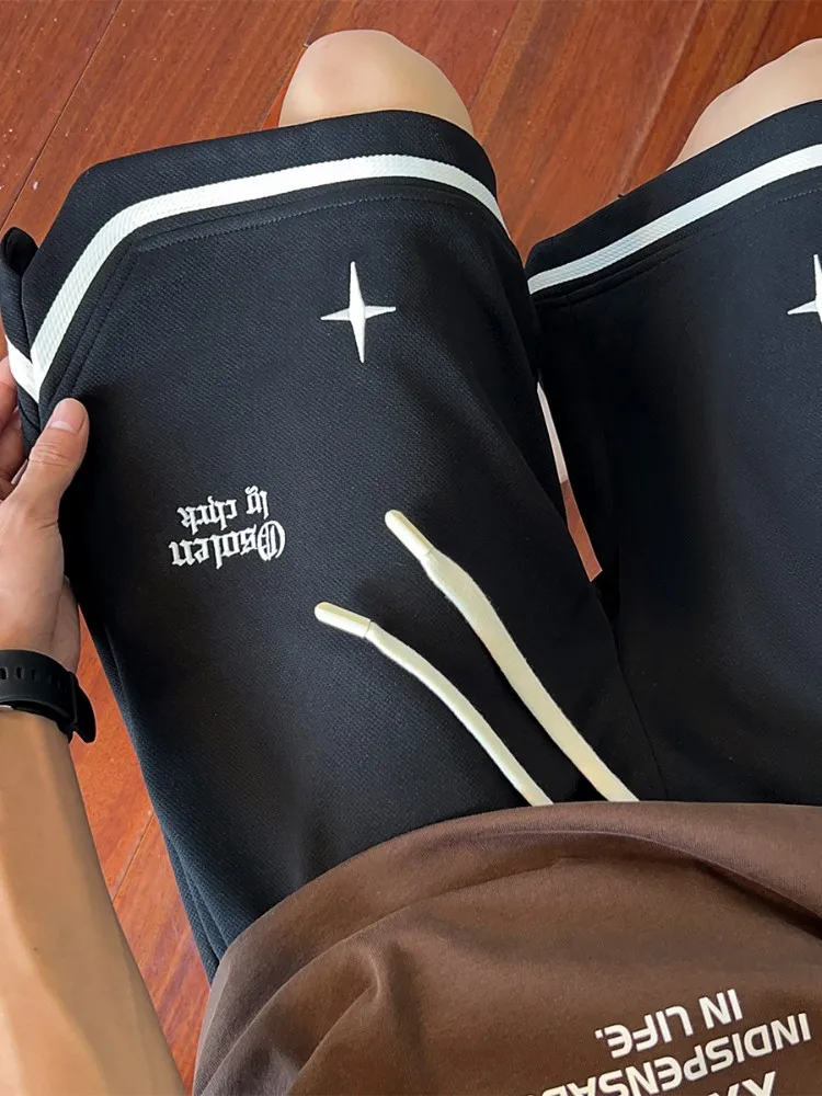 Qui Dry Sports orts Men's Summer New Trend Casual Outdoor Wear Loose Large Size Wide Leg Five-Quarter Length Faionable
Qui Dry Sports orts Men's Summer New Trend Casual Outdoor Wear Loose Large Size Wide Leg Five-Quarter Length Faionable