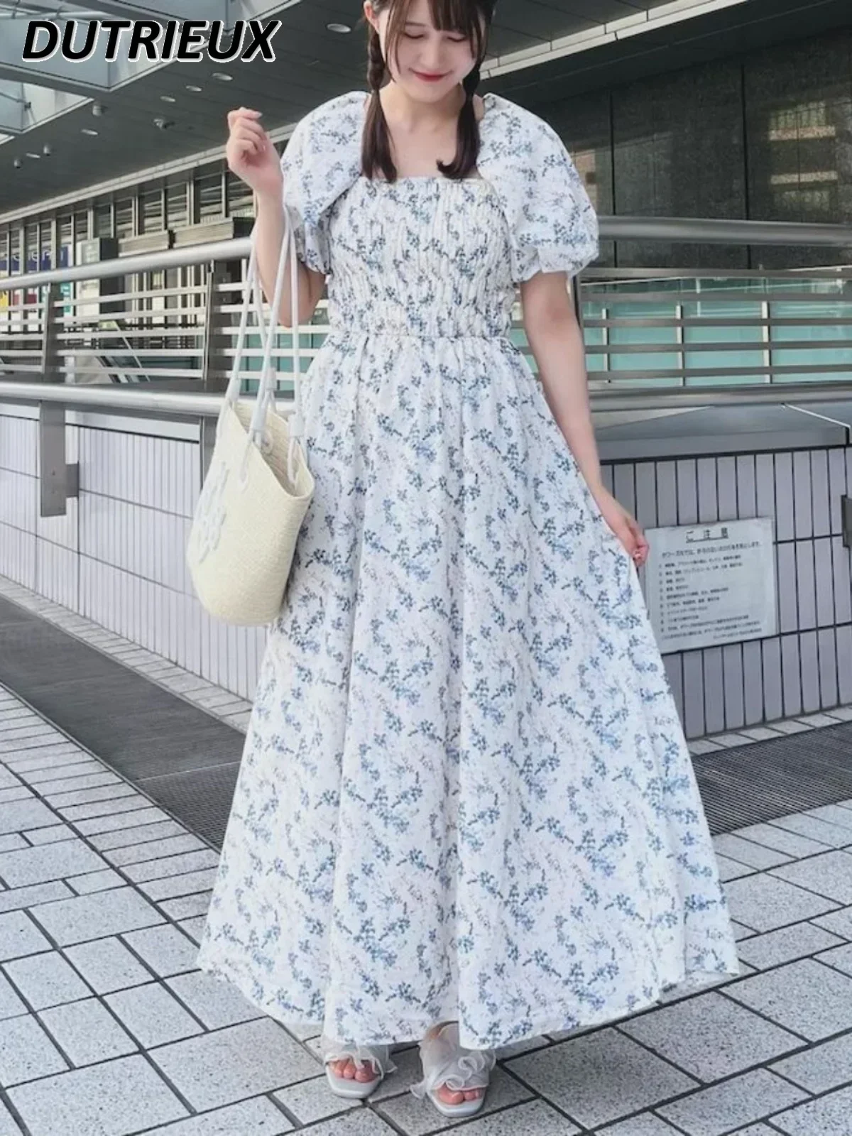 Solid Color Sweet Girls Floral Back Hollow-out Big Bow Ribbon Short Top and Sleeveless Slimming Long Dress Two-Piece Suit
Solid Color Sweet Girls Floral Back Hollow-out Big Bow Ribbon Short Top and Sleeveless Slimming Long Dress Two-Piece Suit