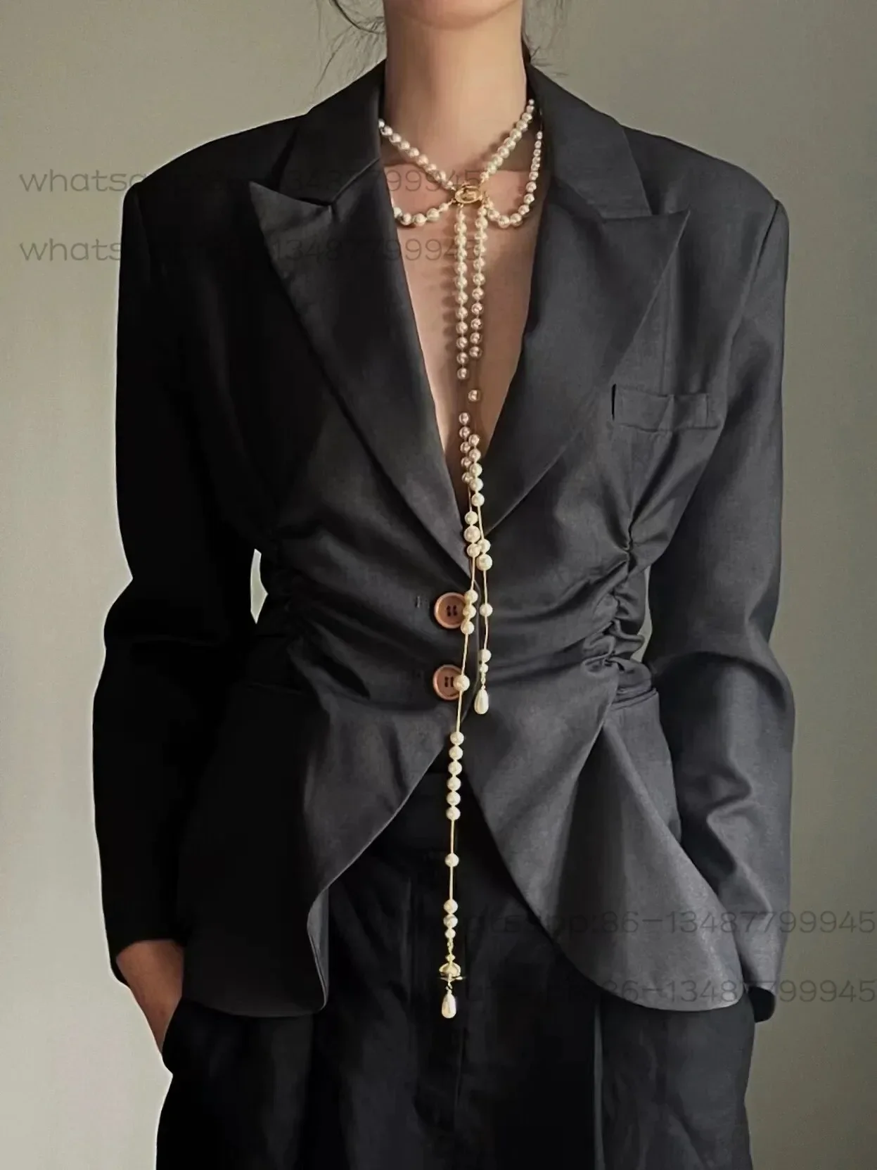 Multi-layer necklace temperament exaggerated collarbone chain long sweater chain
Multi-layer necklace temperament exaggerated collarbone chain long sweater chain