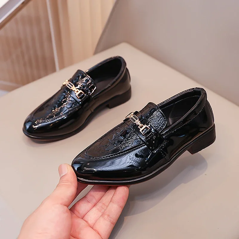 2025 Spring Autumn Boys Flat Shoes Black Classic Children Formal Shoes Point Toes Soft Bottom Kids Leather Shoes British Style 
2025 Spring Autumn Boys Flat Shoes Black Classic Children Formal Shoes Point Toes Soft Bottom Kids Leather Shoes British Style