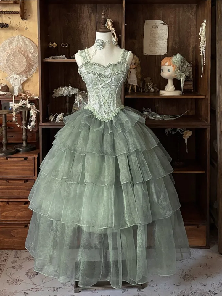 Wisteria strappy student coming-of-age birthday cake dress
Wisteria strappy student coming-of-age birthday cake dress