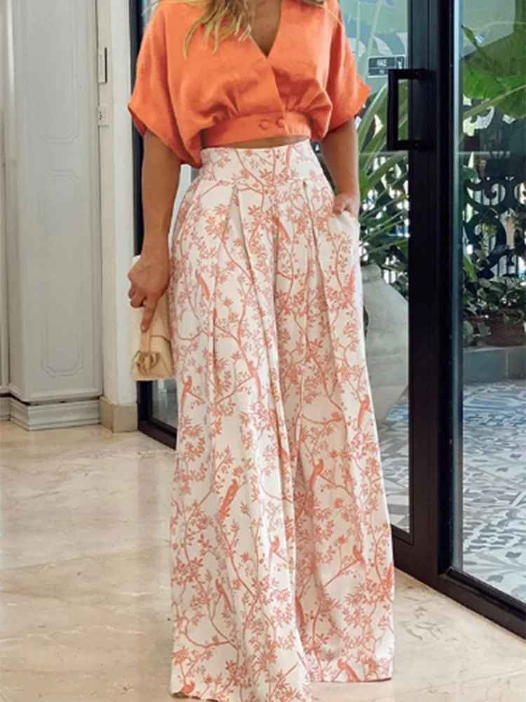 Flower Print Wide Leg Pants V-neck Solid Color Women's Short Sleeved High Street Fashion Daily Versatile Summer Set
Flower Print Wide Leg Pants V-neck Solid Color Women's Short Sleeved High Street Fashion Daily Versatile Summer Set