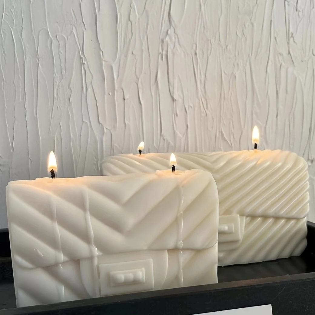 Ladies' handbag shaped candle mold 3D luxury women's handbag silicone mold DIY aromatherapy candle home luxury decoration gifts
Ladies' handbag shaped candle mold 3D luxury women's handbag silicone mold DIY aromatherapy candle home luxury decoration gifts
