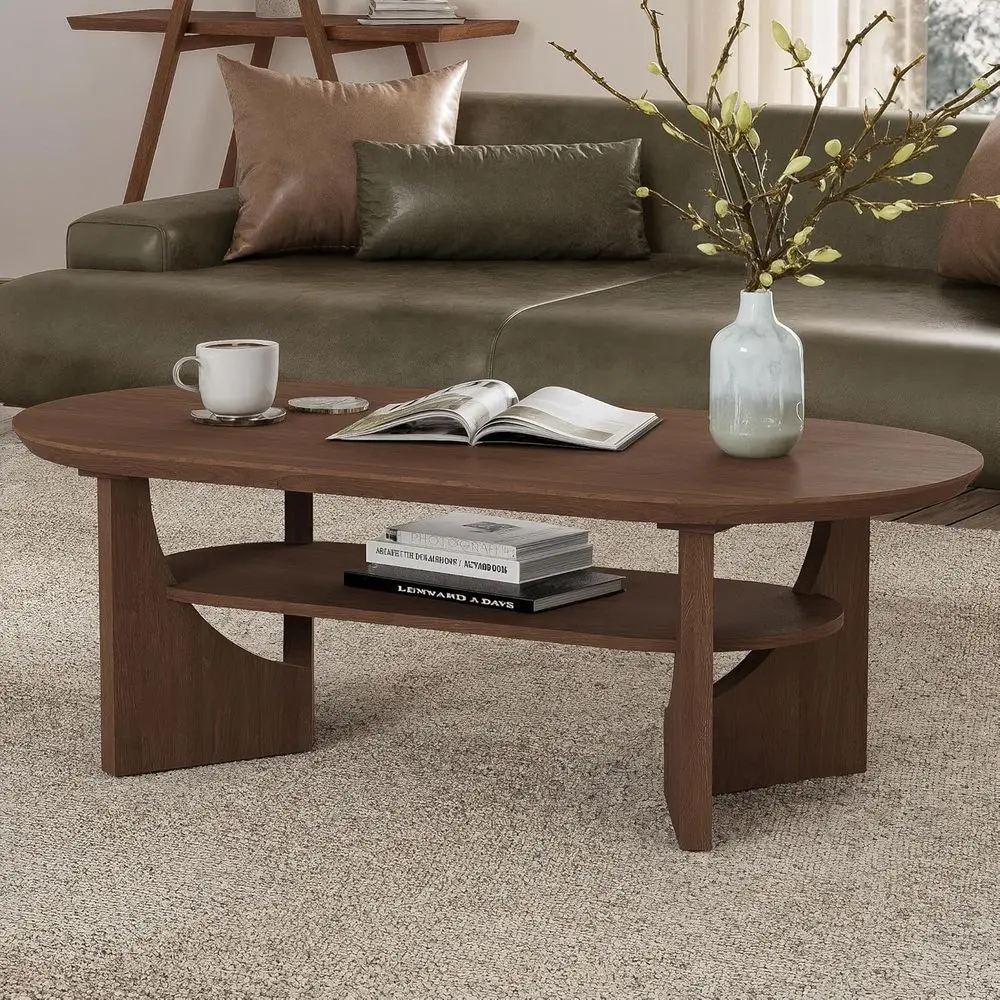 Овальный деревянный кофейный столик, 47 дюймов, для гостиной, двухуровневый изогнутый круглый центральный стол с полкой для хранения и прочным основанием, минималистичный ретро-дизайн
Овальный деревянный кофейный столик, 47 дюймов, для гостиной, двухуровневый изогнутый круглый центральный стол с полкой для хранения и прочным основанием, минималистичный ретро-дизайн