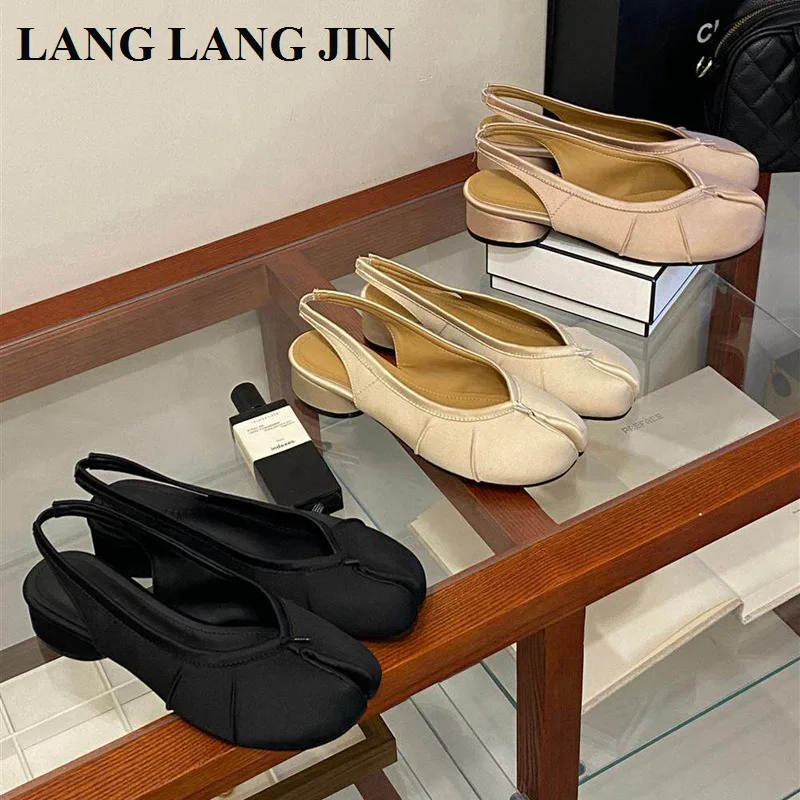 Women Satin Tabi Split Toe Slingback Pumps Elegant Low Block Heel Back Strap Ballet Sandal Vintage Closed Toe Casual Dress Shoes
Women Satin Tabi Split Toe Slingback Pumps Elegant Low Block Heel Back Strap Ballet Sandal Vintage Closed Toe Casual Dress Shoes
