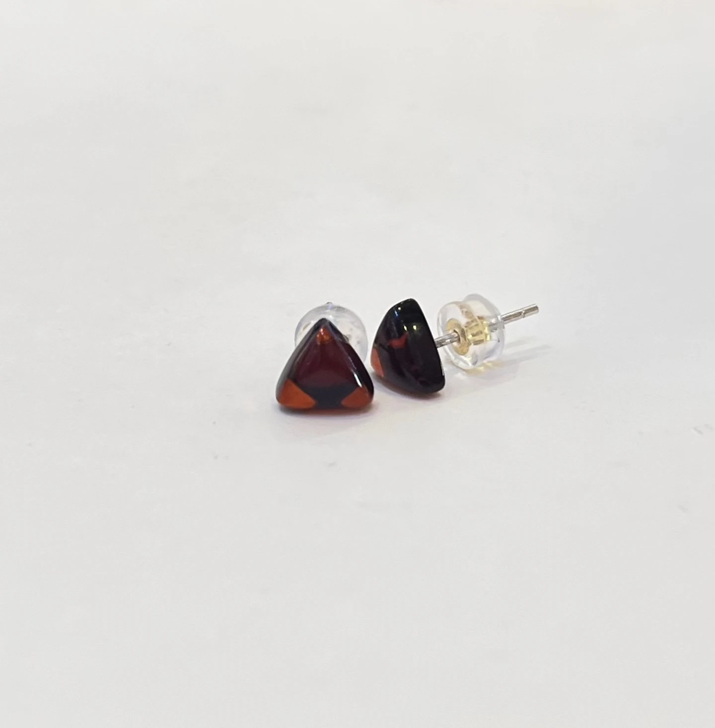 Certificate 925 Silver Pin Natural Red Amber Triangle Ear stud Unisex Fine Earring for Women Burgundy Gem Stone Men Jewelry Gift
Certificate 925 Silver Pin Natural Red Amber Triangle Ear stud Unisex Fine Earring for Women Burgundy Gem Stone Men Jewelry Gift