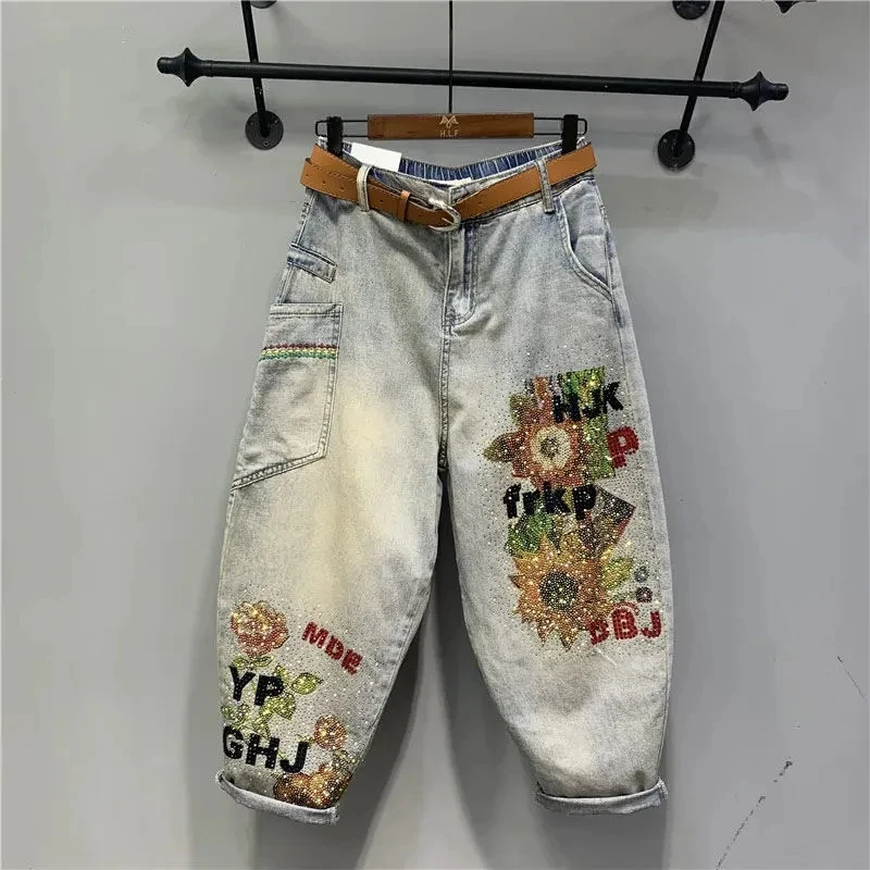 European Spring Summer New Female Printed Diamond Denim Harem Pants Womens Fashion Streetwear Elastic Waist Daddy Jeans Vaqueros
European Spring Summer New Female Printed Diamond Denim Harem Pants Womens Fashion Streetwear Elastic Waist Daddy Jeans Vaqueros
