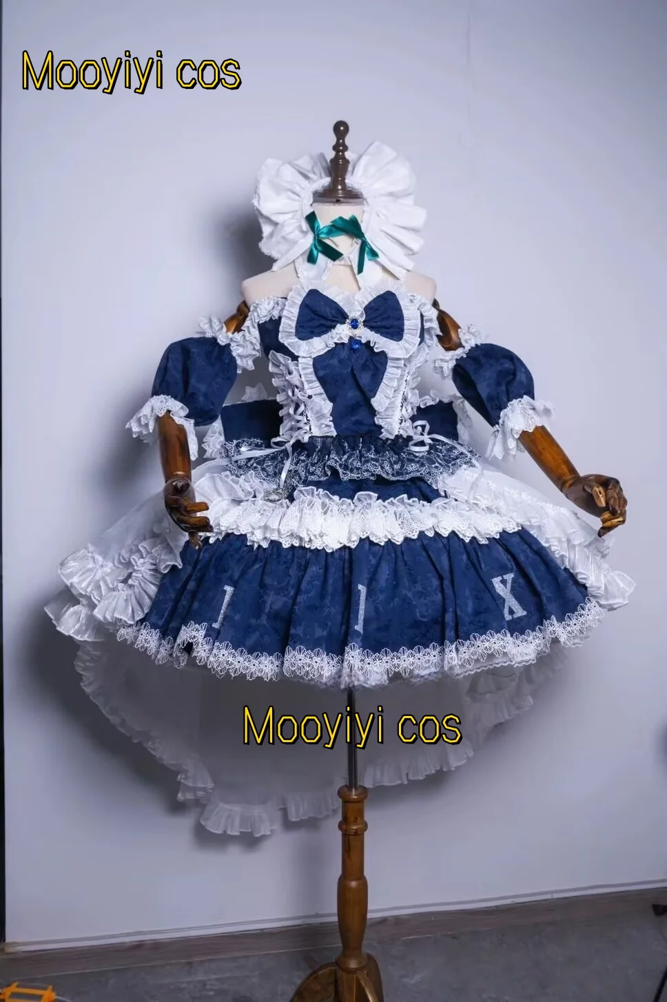 Горячий новый костюм Mooyiyi Izayoi Sakuya для косплея на Хэллоуин, Рождество, вечерние ролевые игры, платье в стиле комиксов, новый индивидуальный проект Touhou
Горячий новый костюм Mooyiyi Izayoi Sakuya для косплея на Хэллоуин, Рождество, вечерние ролевые игры, платье в стиле комиксов, новый индивидуальный проект Touhou