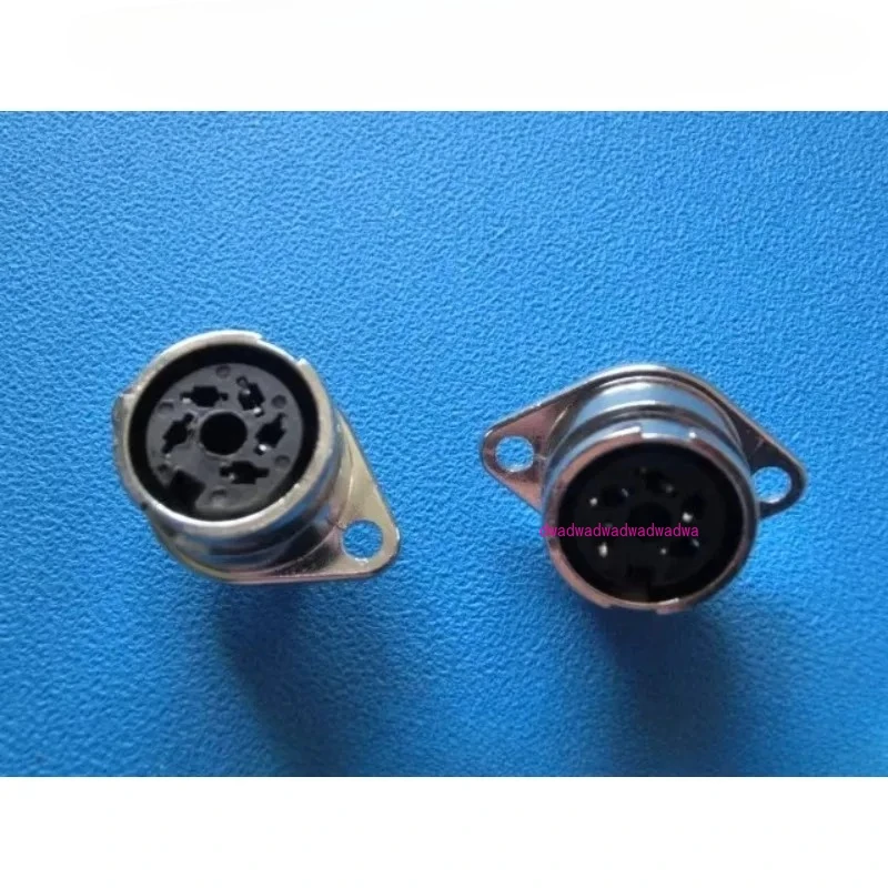 PREH 71206-050/0800 5-pin DIN sock-et panel installation 5P 240 degree pin distribution
PREH 71206-050/0800 5-pin DIN sock-et panel installation 5P 240 degree pin distribution