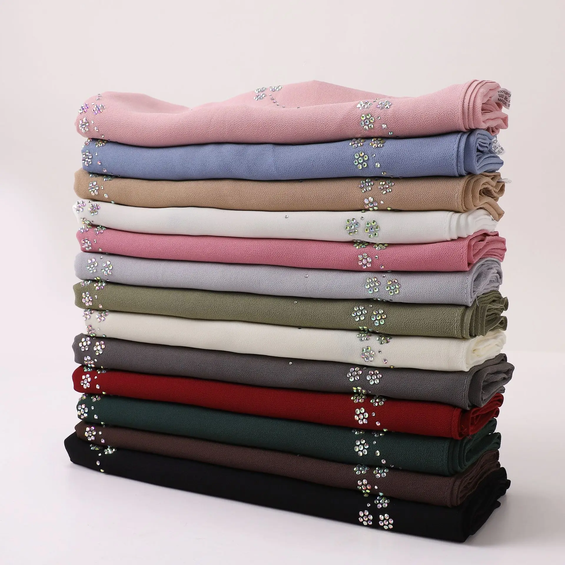 Women Rhinestone Pearl Chiffon Square Hijab 110*110cm Lightweight Shawl Wrap Fashion Turban Bandana Head Scarf Kerchief Cover
Women Rhinestone Pearl Chiffon Square Hijab 110*110cm Lightweight Shawl Wrap Fashion Turban Bandana Head Scarf Kerchief Cover