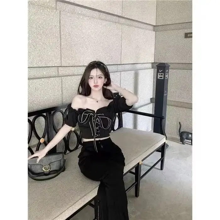 Bow Strap Sexy Shirt Women 2025 Spring Summer New Korean Style Spicy Girl Short Top Slimming One Shoulder Blouses
Bow Strap Sexy Shirt Women 2025 Spring Summer New Korean Style Spicy Girl Short Top Slimming One Shoulder Blouses