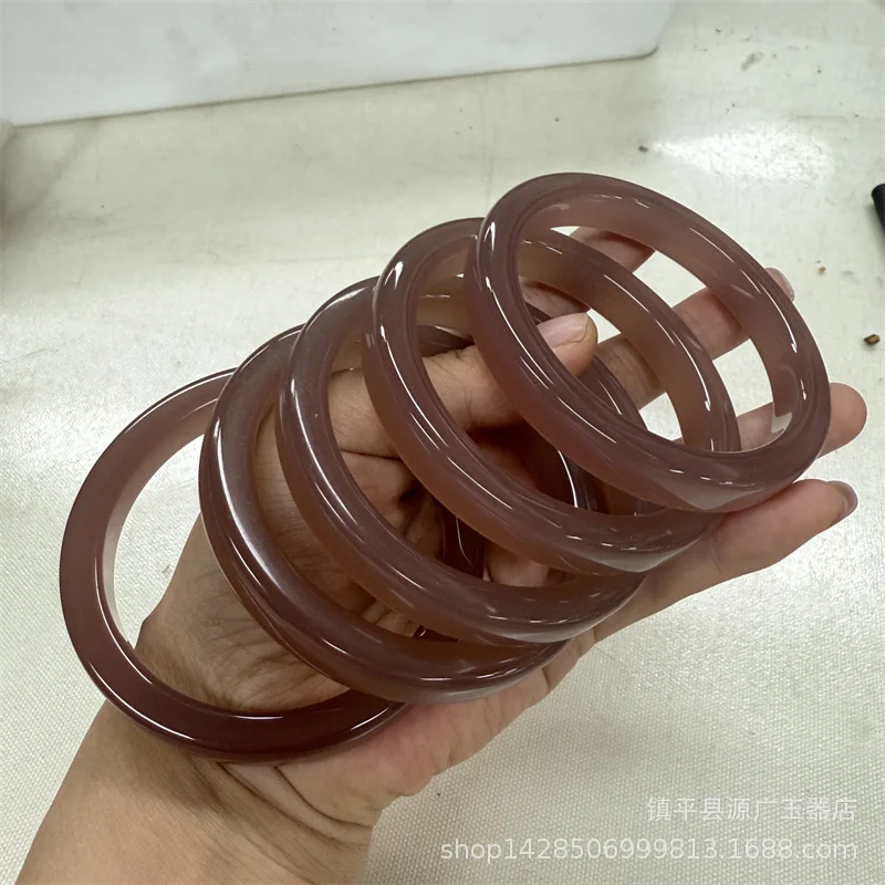 Браслет из халцедона «Императорский фиолет» (новая модель), цвет «черная слива», горячая новинка, подарок, производство Внешняя Монголия
Браслет из халцедона «Императорский фиолет» (новая модель), цвет «черная слива», горячая новинка, подарок, производство Внешняя Монголия