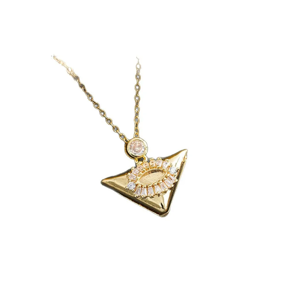 Vintage Trendy Triangle Copper Two-tone Drip Oil Eye Pendant Necklace Fashion Ladies Elegant Neck Jewelry Gift
Vintage Trendy Triangle Copper Two-tone Drip Oil Eye Pendant Necklace Fashion Ladies Elegant Neck Jewelry Gift
