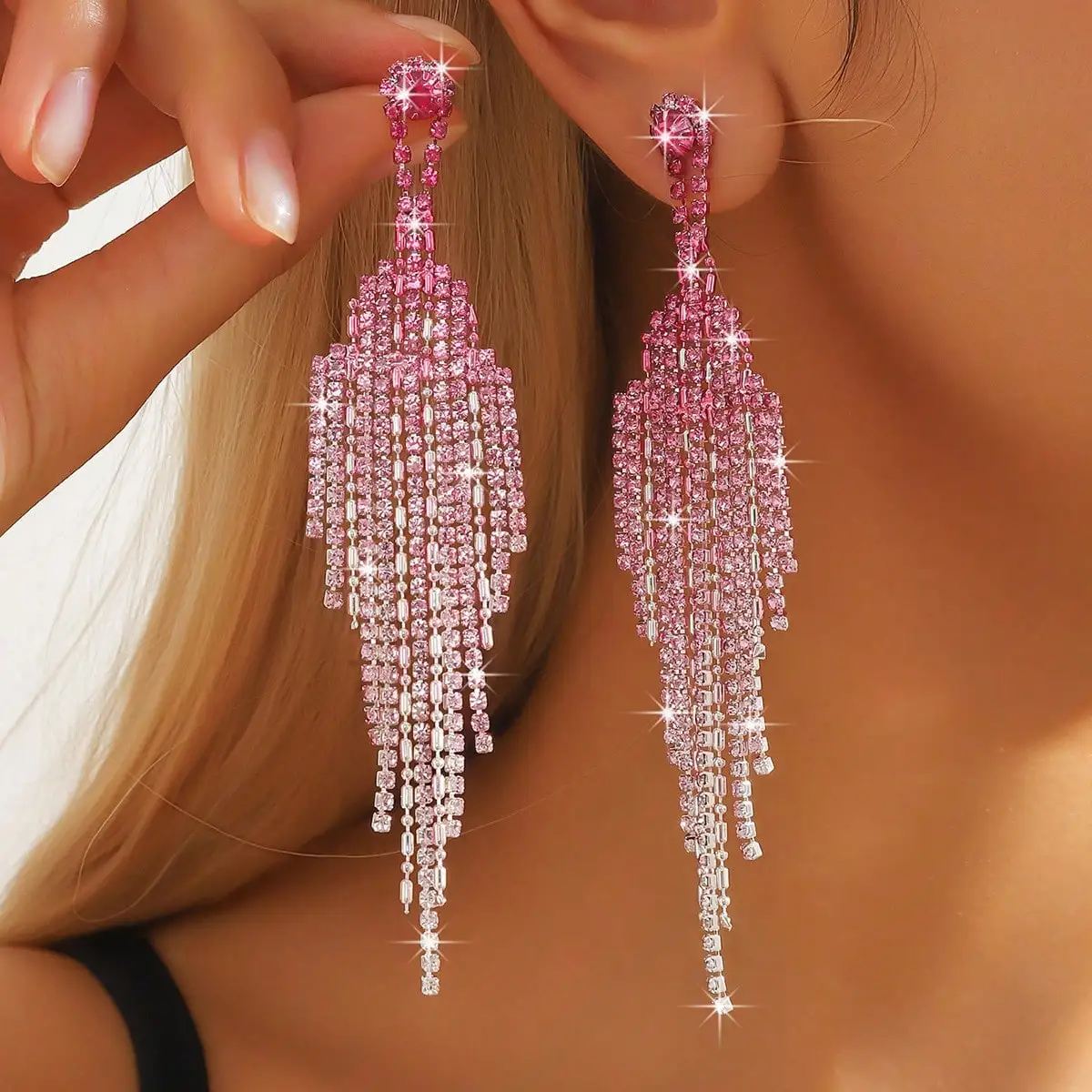 Long Tassel Dangle Earrings Sparkling Full Rhinestone Large Drop Earrings For Women Elegant Wedding Party Jewelry Birthday Gifts
Long Tassel Dangle Earrings Sparkling Full Rhinestone Large Drop Earrings For Women Elegant Wedding Party Jewelry Birthday Gifts