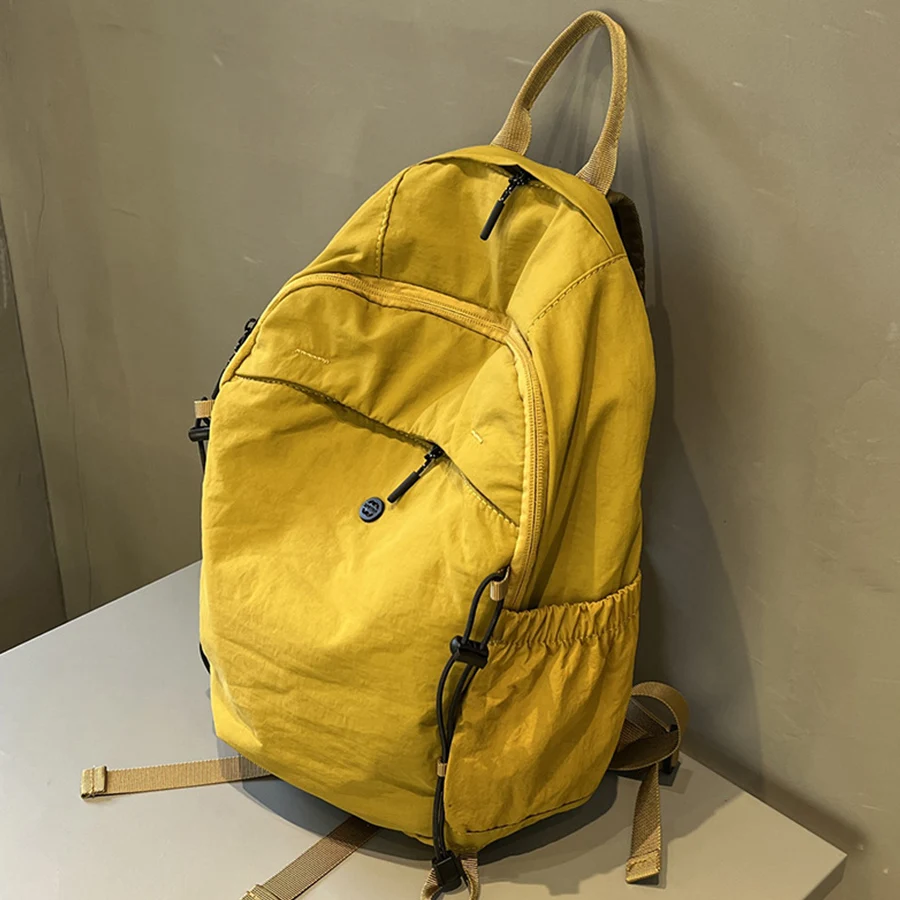 Outdoor lightweight and simple backpack for men and women water-resistant travel commuting hiking sports and leisure zip bagpack
Outdoor lightweight and simple backpack for men and women water-resistant travel commuting hiking sports and leisure zip bagpack