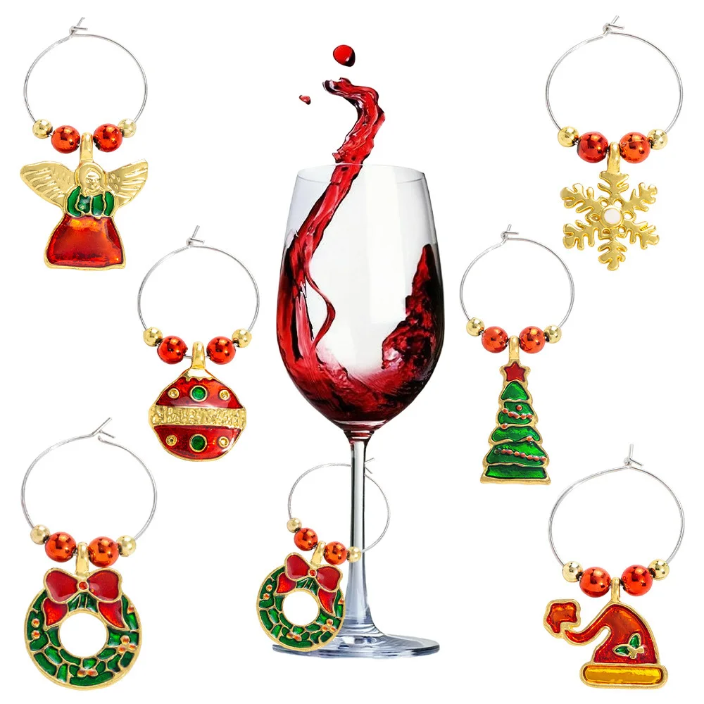 Christmas decorations, alloy wine glasses series, hats, snowflake Christmas pendants, fashionable clothing accessories
Christmas decorations, alloy wine glasses series, hats, snowflake Christmas pendants, fashionable clothing accessories