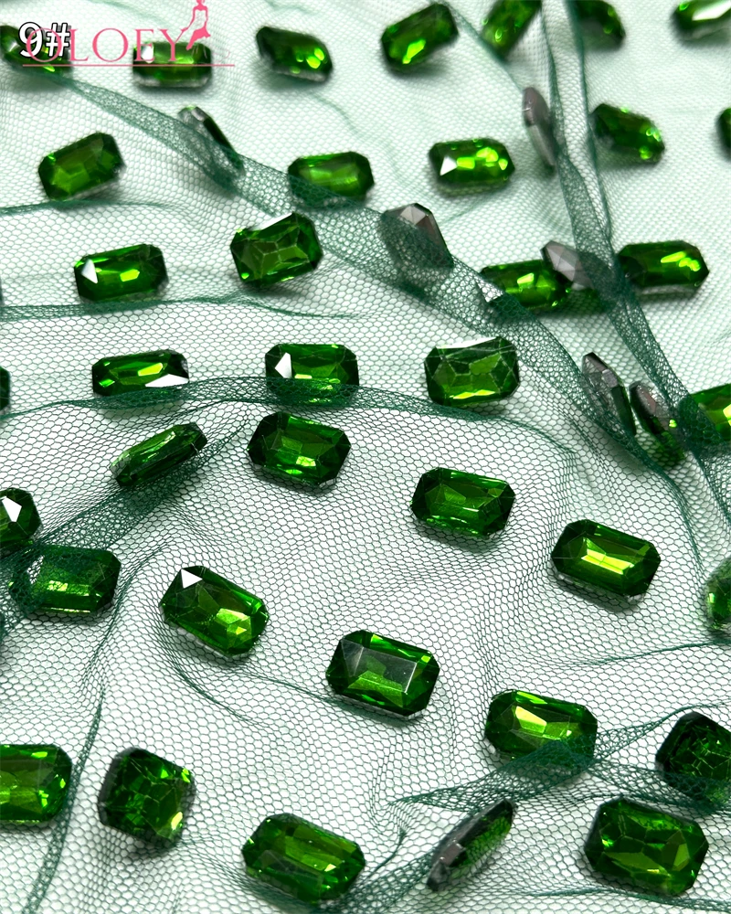 Роскошная кружевная ткань с тяжелым камнем, зеленая 2026, высококачественная нигерийская африканская тюлевая кружевная ткань, подходит для женских вечерних платьев
Роскошная кружевная ткань с тяжелым камнем, зеленая 2026, высококачественная нигерийская африканская тюлевая кружевная ткань, подходит для женских вечерних платьев