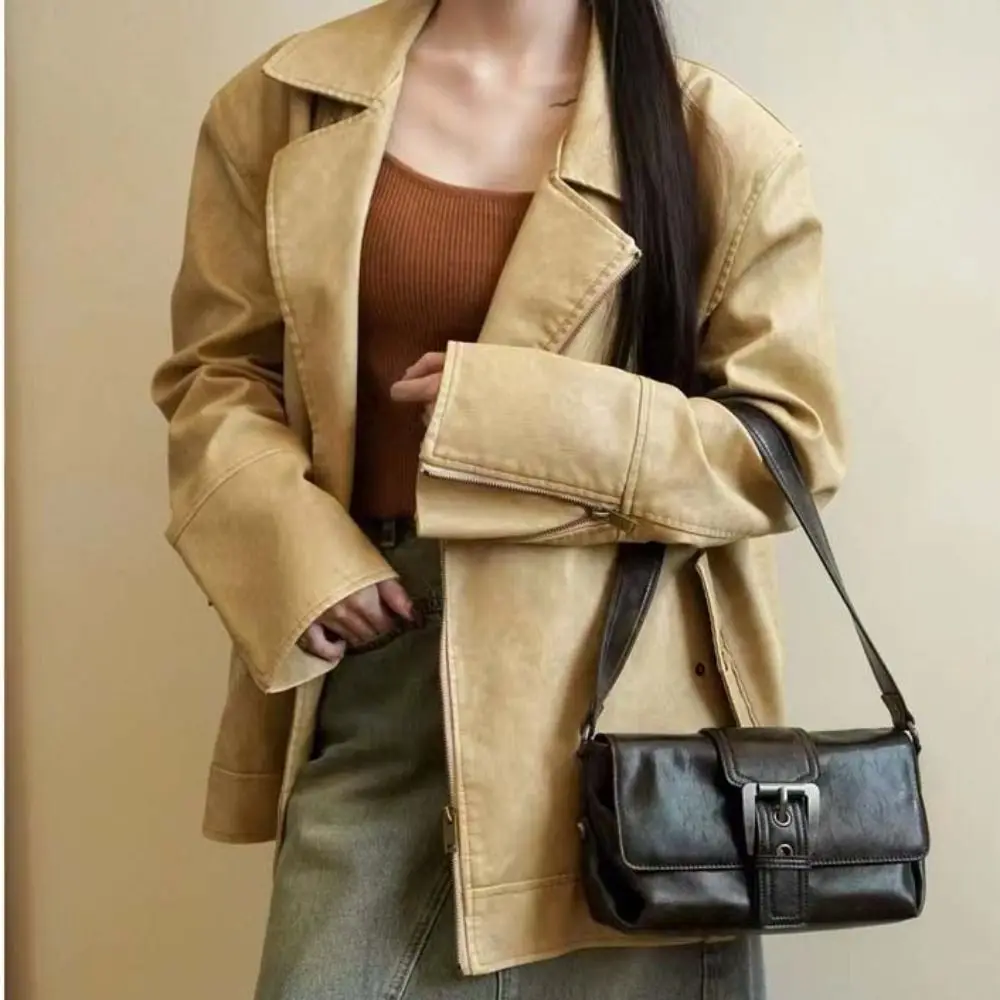 PU Leather PU Shoulder Bag Fashion Design Retro American Style Underarm Bag Solid Color Shoulder Bag Versatile Saddle Bag
PU Leather PU Shoulder Bag Fashion Design Retro American Style Underarm Bag Solid Color Shoulder Bag Versatile Saddle Bag