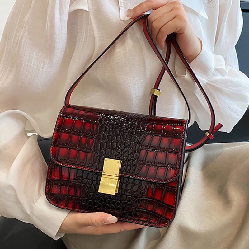Top Brand Square Flap Bags For Women Classic Crocodile Pattern Designer Luxury Handbag Fashion Leather Women Messenger Bag
Top Brand Square Flap Bags For Women Classic Crocodile Pattern Designer Luxury Handbag Fashion Leather Women Messenger Bag