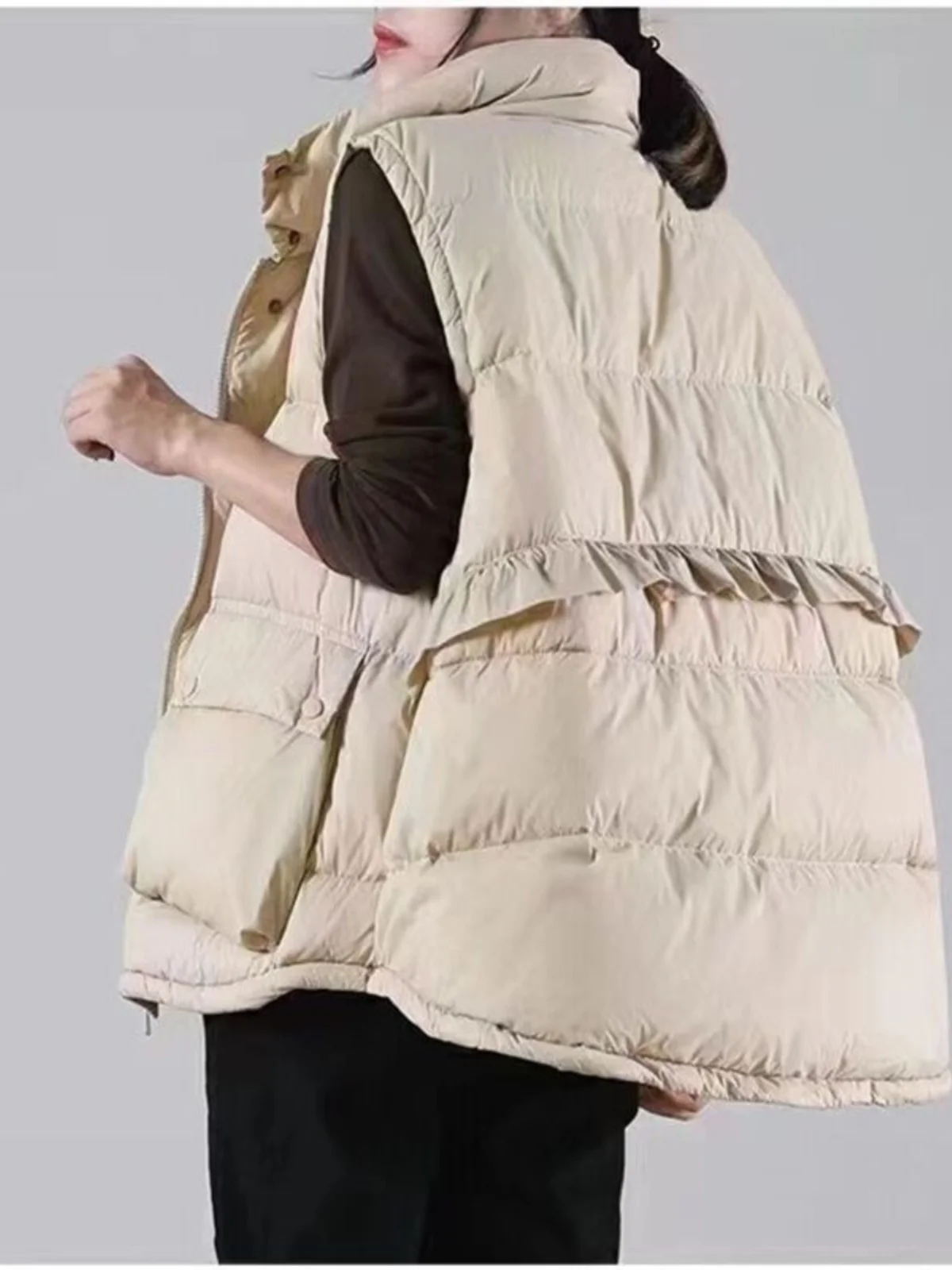 Теплый женский пуховый хлопковый жилет, осенне-зимний новый корейский вариант, модная куртка, верхняя одежда, высокий воротник, застежка-молния
Теплый женский пуховый хлопковый жилет, осенне-зимний новый корейский вариант, модная куртка, верхняя одежда, высокий воротник, застежка-молния