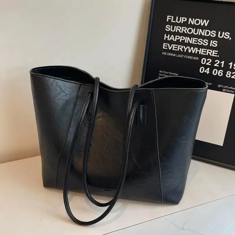 Womens Large Capacity Leather Tote Bag Casual Shoulder Handbag for Daily Work Travel
Womens Large Capacity Leather Tote Bag Casual Shoulder Handbag for Daily Work Travel
