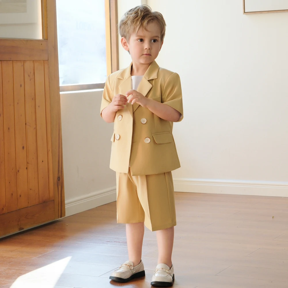 Summer Kids Clothes Fashion Notch Lapel Double Breasted Wear Short Sleeved Tops and Shorts Casual Formal Daily Boys Suits
Summer Kids Clothes Fashion Notch Lapel Double Breasted Wear Short Sleeved Tops and Shorts Casual Formal Daily Boys Suits