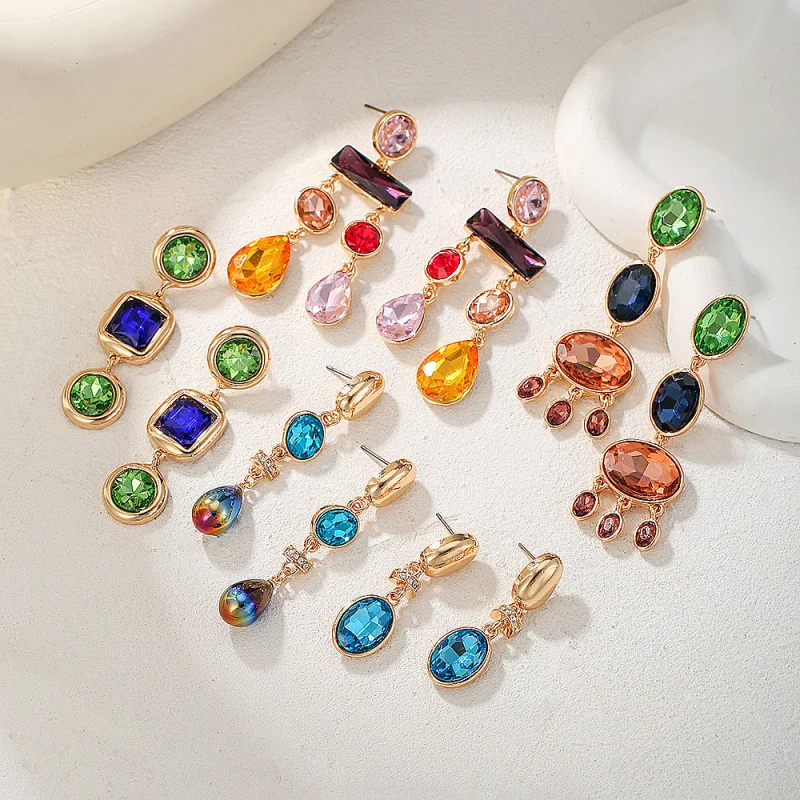 Elegant Multi-color Crystal Zirconia Drop Earrings, Vintage Sparkling Dangle Pendants, Luxury Wedding Banquet Jewelry Gift
Elegant Multi-color Crystal Zirconia Drop Earrings, Vintage Sparkling Dangle Pendants, Luxury Wedding Banquet Jewelry Gift