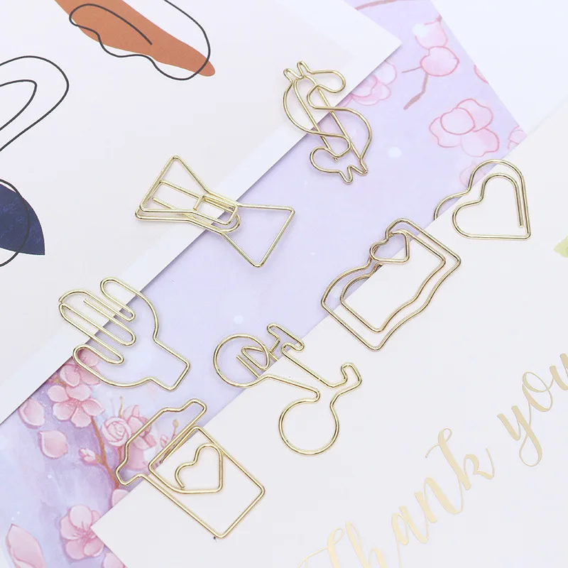 20pcs Paper Clips Portable Decor Cards Assorted Sizes And Shapes Small Bookmark Clips For School, Office, Home, Wedding Etc.
20pcs Paper Clips Portable Decor Cards Assorted Sizes And Shapes Small Bookmark Clips For School, Office, Home, Wedding Etc.