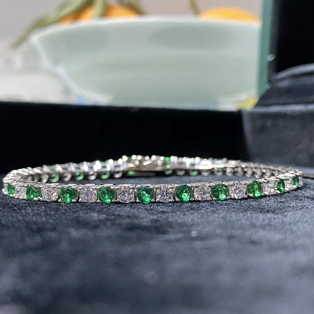 Luxury Solid Platinum PT950 Diamond bracelet men's and women's tennis chain rainbow diamond chain
Luxury Solid Platinum PT950 Diamond bracelet men's and women's tennis chain rainbow diamond chain