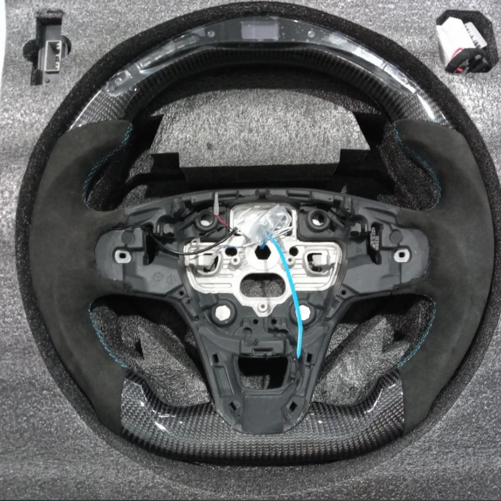 Руль из настоящего углеродного волокна, подходящий для Ford Focus ST/RS 2021+, кожаный светодиодный руль из алькантары с отверстиями для весла
Руль из настоящего углеродного волокна, подходящий для Ford Focus ST/RS 2021+, кожаный светодиодный руль из алькантары с отверстиями для весла