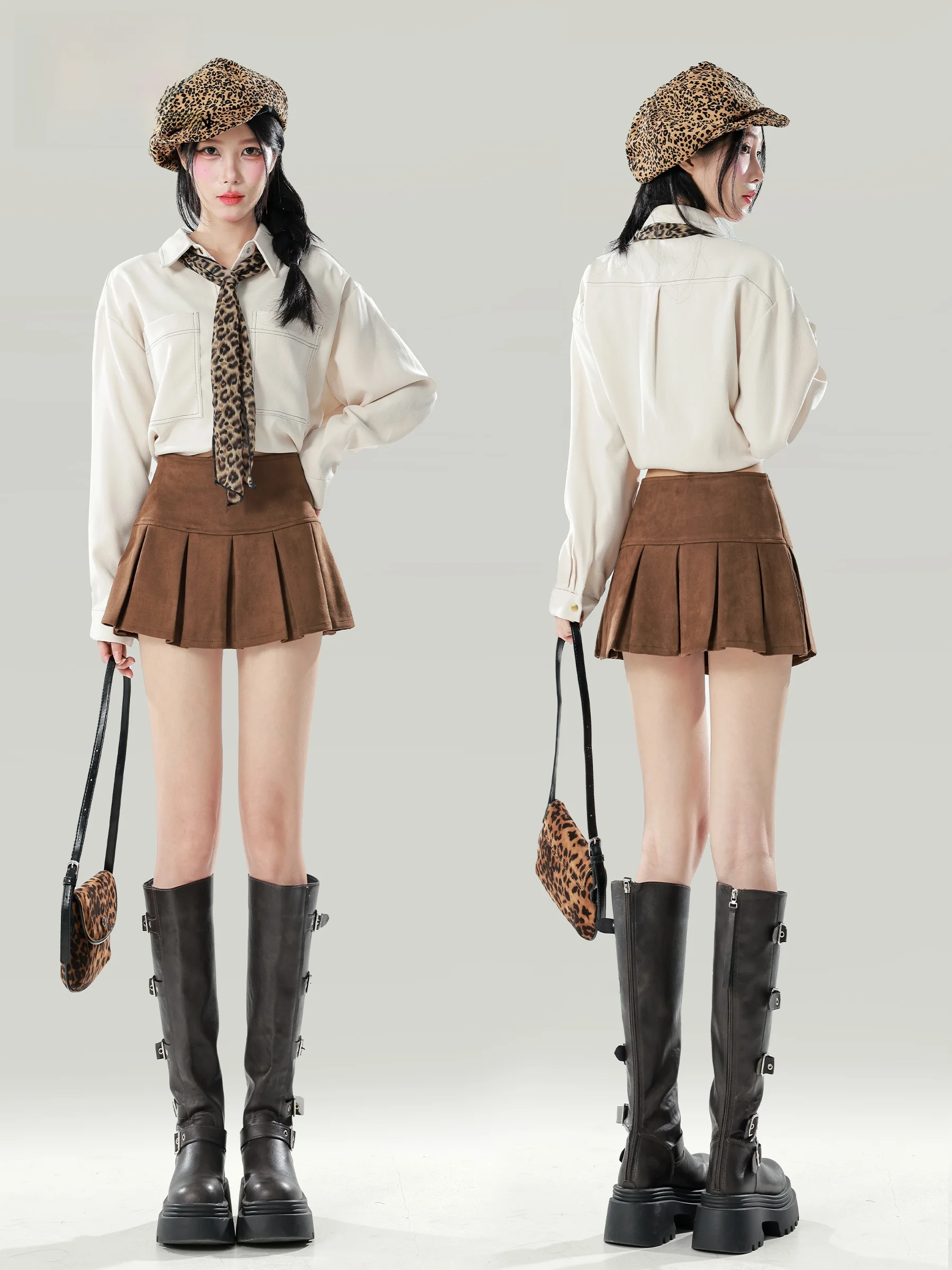 Retro Deer Skin Velvet Pleated Skirt Women's High Waist Slimming Anti-Light Summer Short Skirt Fashionable Ladies' Skirts
Retro Deer Skin Velvet Pleated Skirt Women's High Waist Slimming Anti-Light Summer Short Skirt Fashionable Ladies' Skirts