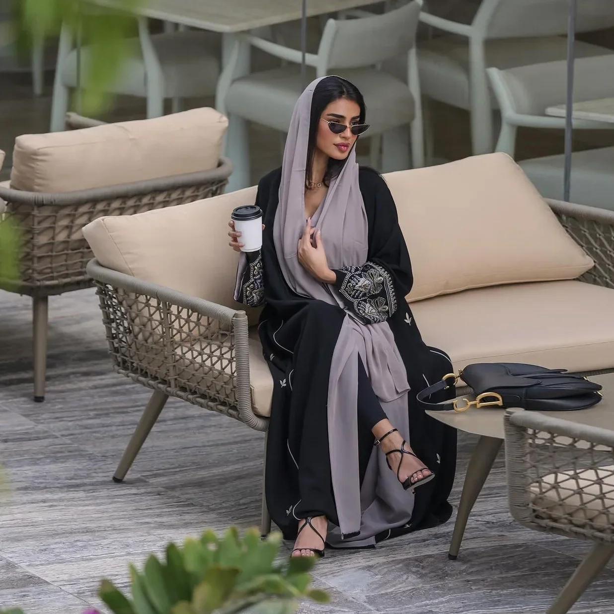 Abaya Cardigan Trend Ins Spring Summer Muslim Fashion Embroidered Patchwork Dress Robe Abaya
Abaya Cardigan Trend Ins Spring Summer Muslim Fashion Embroidered Patchwork Dress Robe Abaya