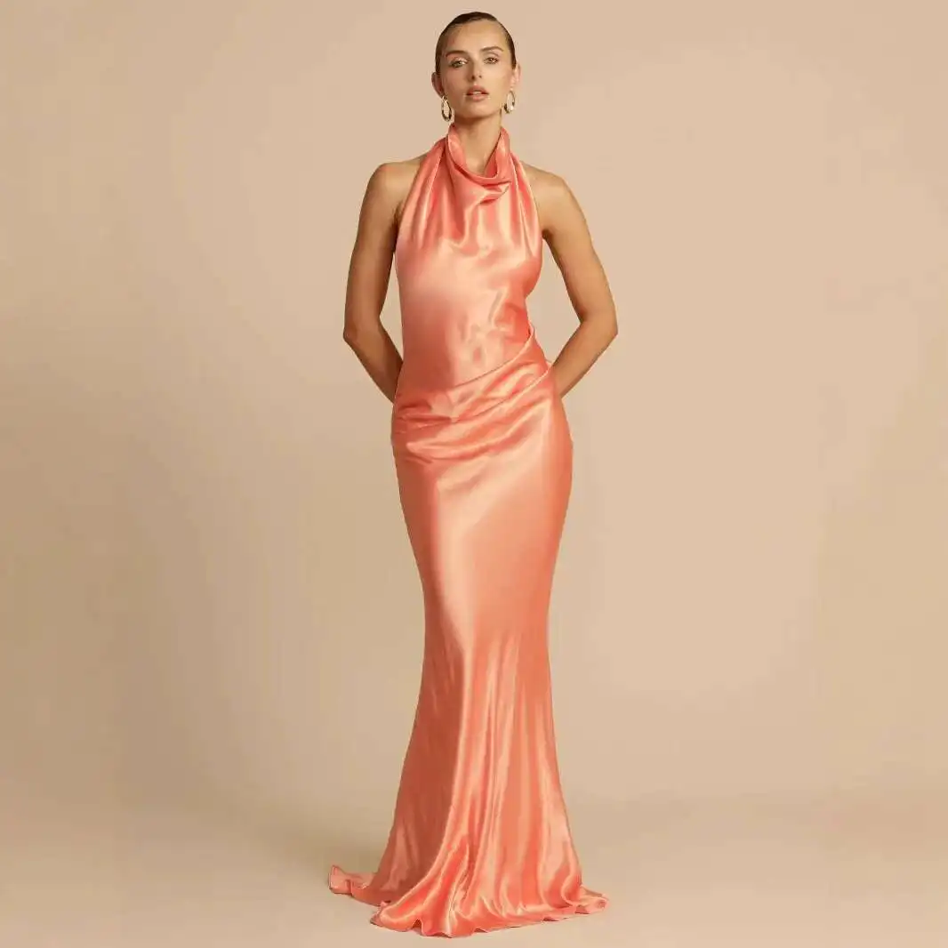 2025 Women's Backless Slit Sexy Elegant Dress Solid Color Hanging Neck Long Skirt Satin New Style Dress Robe Vestido Women
2025 Women's Backless Slit Sexy Elegant Dress Solid Color Hanging Neck Long Skirt Satin New Style Dress Robe Vestido Women