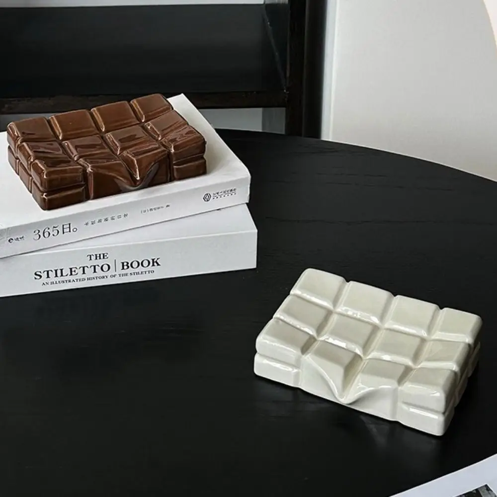 Light Luxury Ceramic Soap Dish Holder Chocolate Shape Creative Soap Tray Square Drain Water Soap Rack Travel
Light Luxury Ceramic Soap Dish Holder Chocolate Shape Creative Soap Tray Square Drain Water Soap Rack Travel