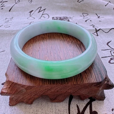 Natural Burma Jade 54mm-62mm bracelet Exquisite Princess bracelet send girlfriend send mom
Natural Burma Jade 54mm-62mm bracelet Exquisite Princess bracelet send girlfriend send mom