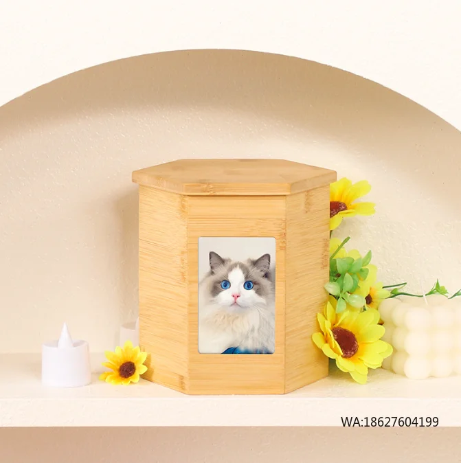 Wooden Bamboo Pet Urn Suitable for All Pets, Cats and Dogs. Commemorative Items Can Be Customized With Patterns
Wooden Bamboo Pet Urn Suitable for All Pets, Cats and Dogs. Commemorative Items Can Be Customized With Patterns