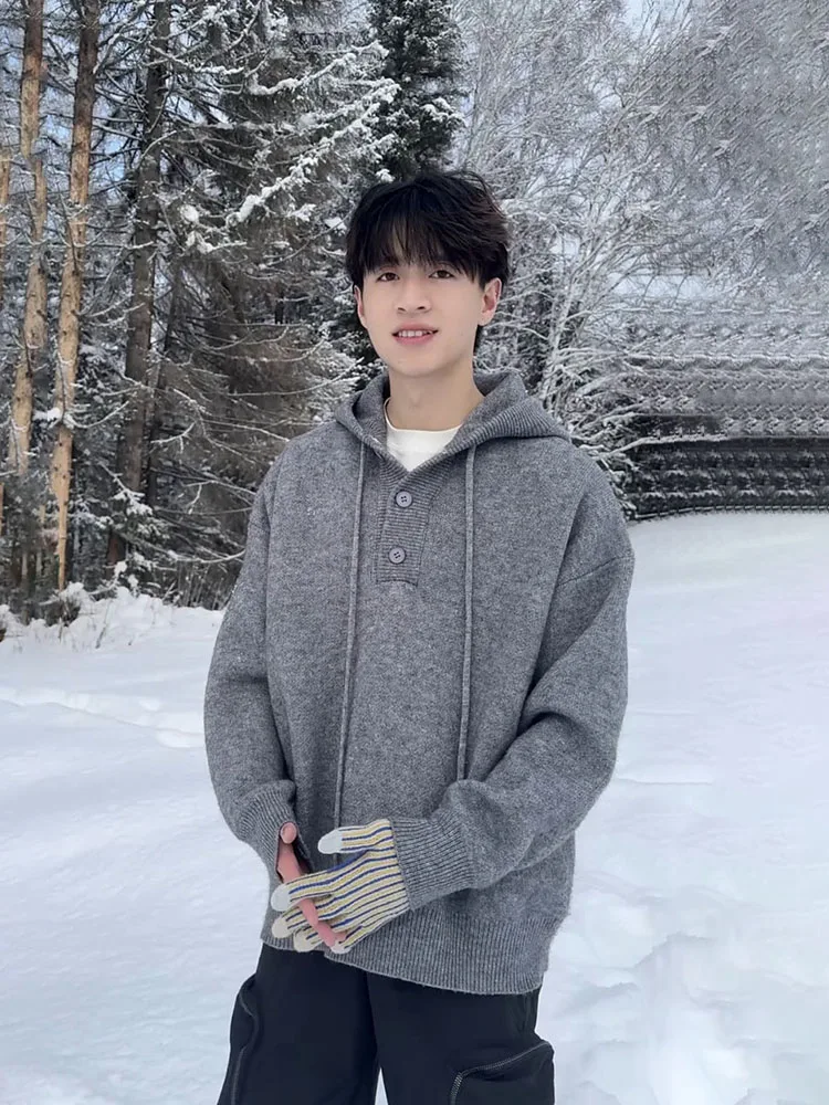 Мужская зимняя толстовка Cleanfit: высококачественный вязаный свитер в американском ретро-стиле, удобный, из полиэфирного волокна
Мужская зимняя толстовка Cleanfit: высококачественный вязаный свитер в американском ретро-стиле, удобный, из полиэфирного волокна