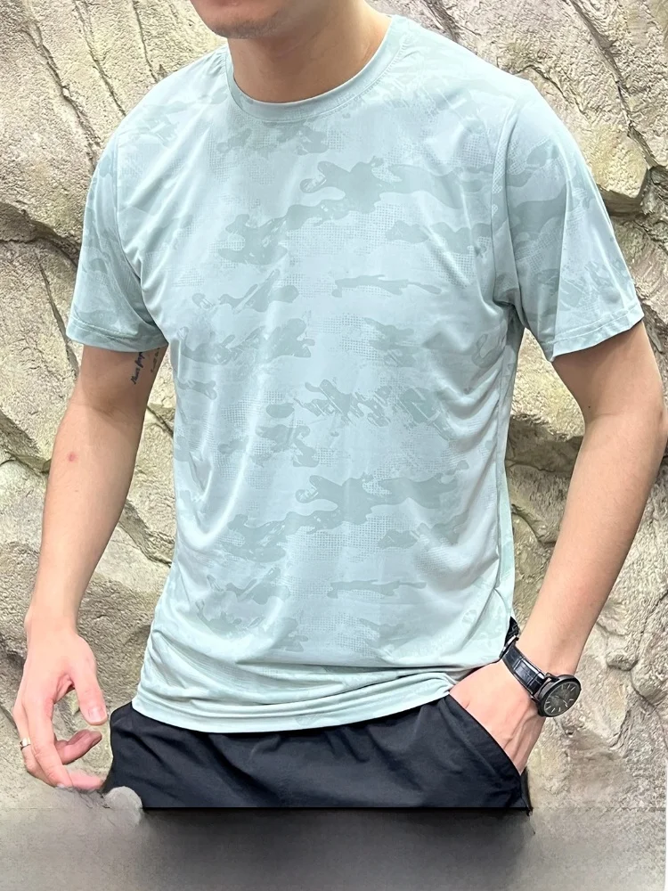 Outdoor Camouflage T-irt Qui Dry Breathable ort Sve Youth Faion Stand Fit round Ne T-irt for Daily Wear Summer
Outdoor Camouflage T-irt Qui Dry Breathable ort Sve Youth Faion Stand Fit round Ne T-irt for Daily Wear Summer
