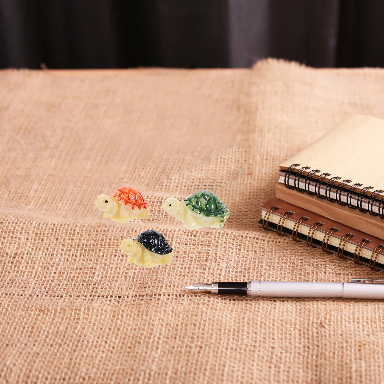 15Pcs Ocean Animal Ornament Mini Turtle Sculpture Micro Landscape Decor Small Turtle Statue for Bonsai Flowerpot Decoration
15Pcs Ocean Animal Ornament Mini Turtle Sculpture Micro Landscape Decor Small Turtle Statue for Bonsai Flowerpot Decoration