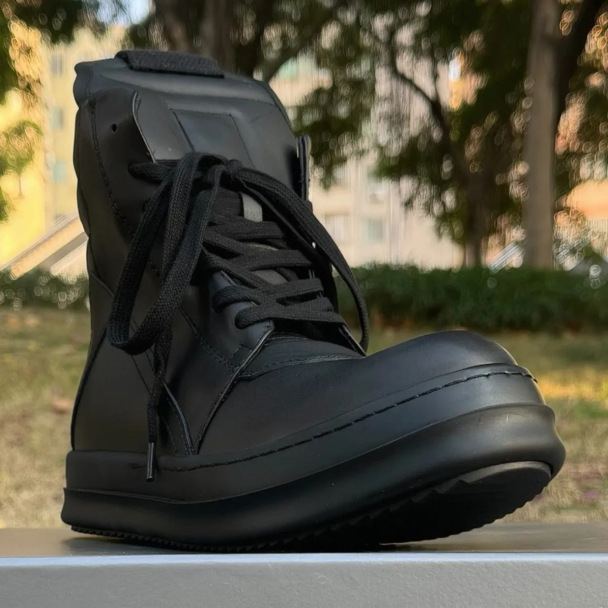 Classic Full Black Leather High Top Shoe Boot Men Sneaker Zipper Cowhide Women Casual Shoes Lace Up Ankle Boots Ro Sneakers
Classic Full Black Leather High Top Shoe Boot Men Sneaker Zipper Cowhide Women Casual Shoes Lace Up Ankle Boots Ro Sneakers