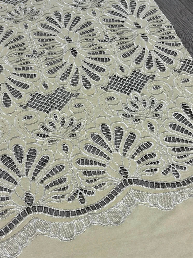High-end cowhide velvet laser water-soluble embroidered hollow lace fabric for women's clothing, dresses, apparel fabric
High-end cowhide velvet laser water-soluble embroidered hollow lace fabric for women's clothing, dresses, apparel fabric
