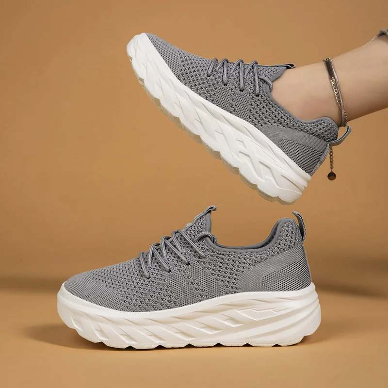 Women's Lightweight Running Sneakers with Non-Slip Tread Elevating Insoles for Athletic Performance and Stylish Casual Outfits
Women's Lightweight Running Sneakers with Non-Slip Tread Elevating Insoles for Athletic Performance and Stylish Casual Outfits
