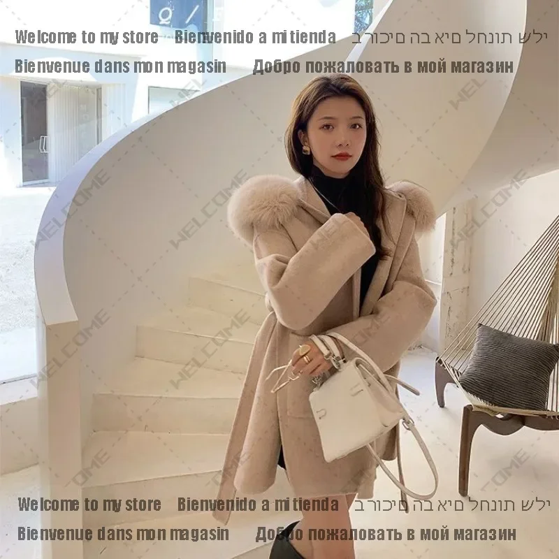 Luxury Loose Fox Fur Collar Hooded Wool Cashmere Coat Women's Mid-length Woolen Jacket Outerwear Streetwear
Luxury Loose Fox Fur Collar Hooded Wool Cashmere Coat Women's Mid-length Woolen Jacket Outerwear Streetwear