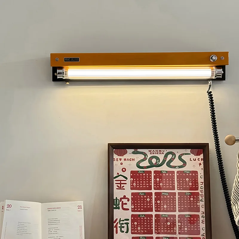 Retro nostalgic wall lamp Bedside ambient light Shelf LED wall lamp
Retro nostalgic wall lamp Bedside ambient light Shelf LED wall lamp