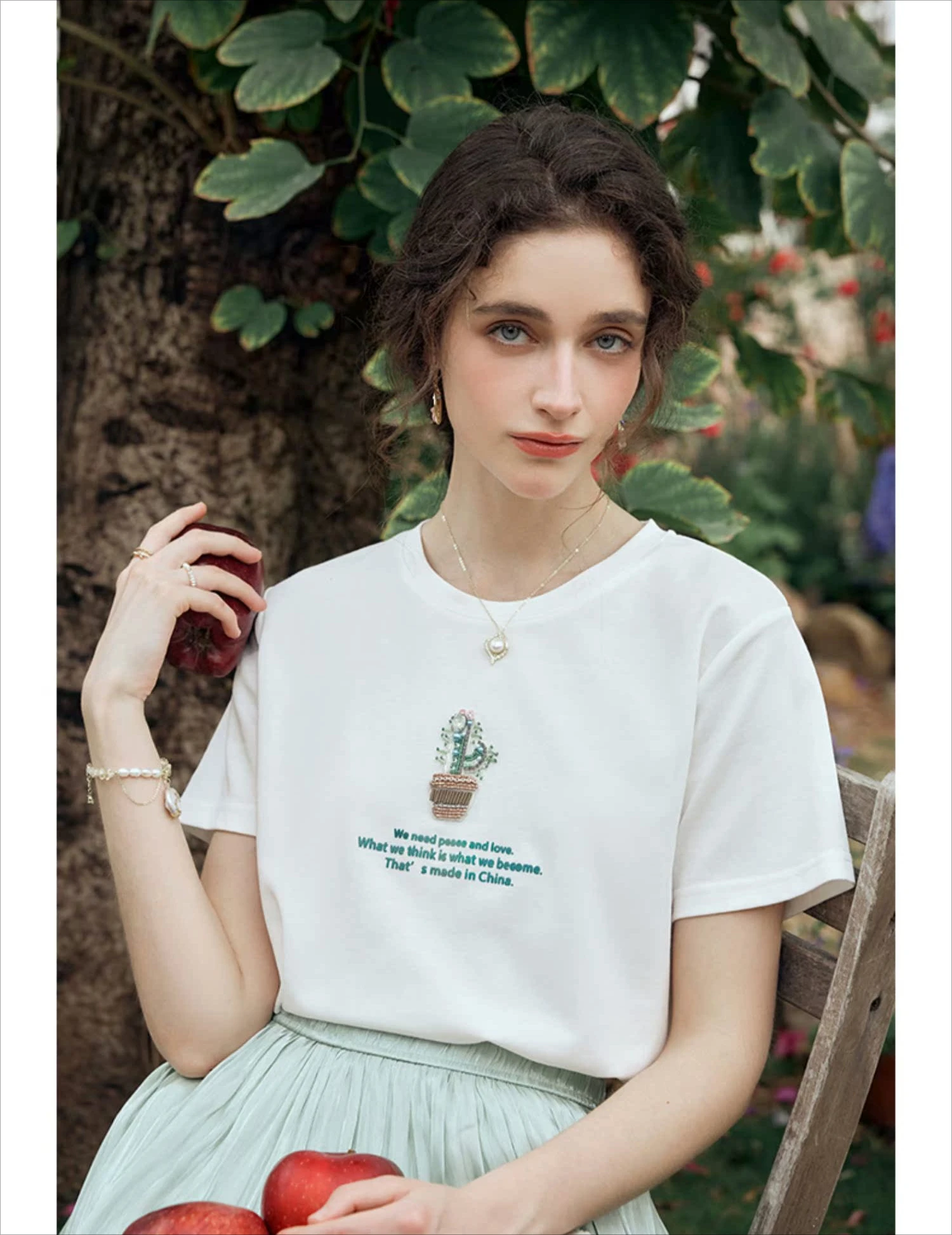 OLrain Plant Pattern T-Shirts for Woman 2025 Summer Casual Loose Crew Neck Short Sleeve Top Slim Fit Woman Clothing O24XT91668
OLrain Plant Pattern T-Shirts for Woman 2025 Summer Casual Loose Crew Neck Short Sleeve Top Slim Fit Woman Clothing O24XT91668